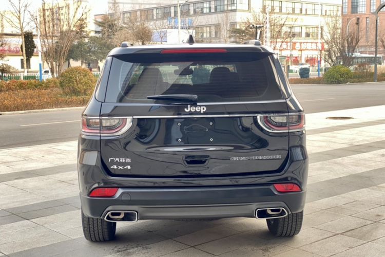 Used  Grand Commander 2018 2.0T Four-Wheel Drive Enjoyment Edition China VI
