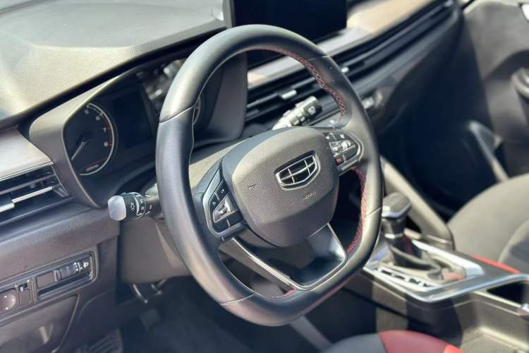 Used Geely Auto Vision X3 2021 PRO 1.5L CVT Deluxe Model