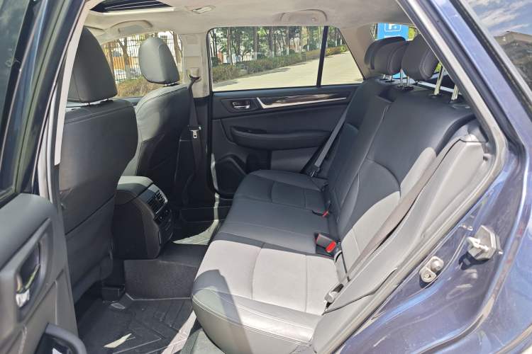 Used Subaru Outback 2017 2.5i Sport Navigation Edition with EyeSight
