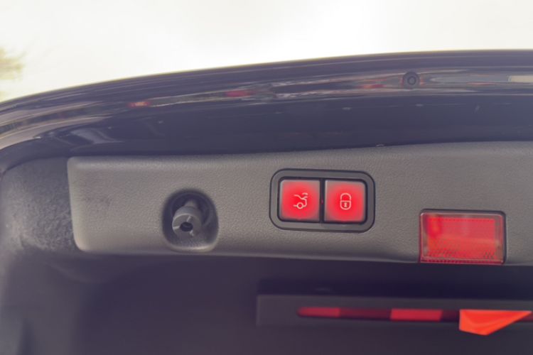 Used Mercedes-Benz E-Class 2023 E 260 L