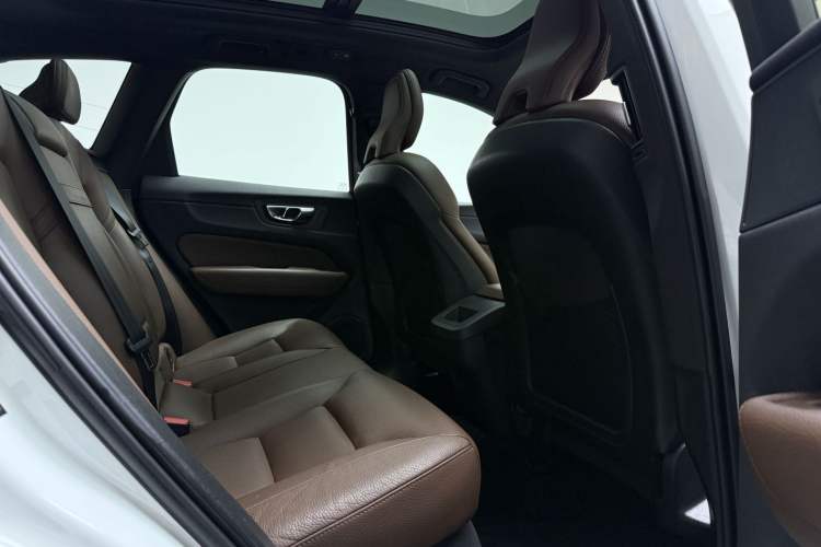 Used Volvo XC60 2020 T5 4x4 Zhiyi Luxury Edition