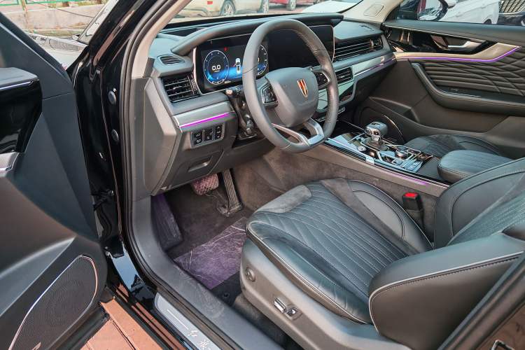 Used Hongqi HS5 2022 Revised Version 2.0T Smart Connect Flagship Edition
