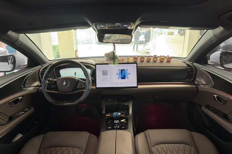 Used BYD Han 2023 EV Champion Edition 605KM Front-Drive Premium Model
