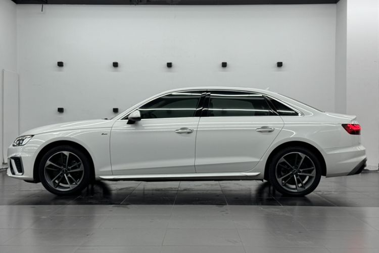 Used Audi A4L 2022 40 TFSI Fashion Dynamic Model