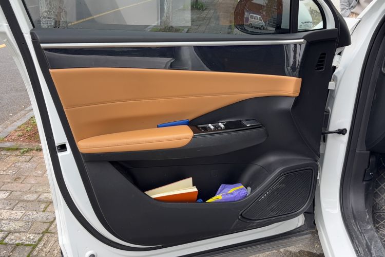 Used  L7 2023 1.5T 115 km MAX
