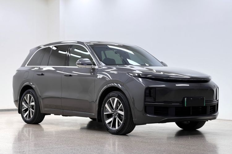 Used Li Auto L8 2023 Pro Model
