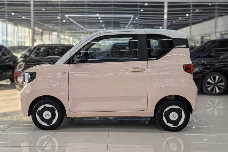 Used Wuling Hongguang MINIEV 2021 Macaron Premium Model – Lithium-NMC