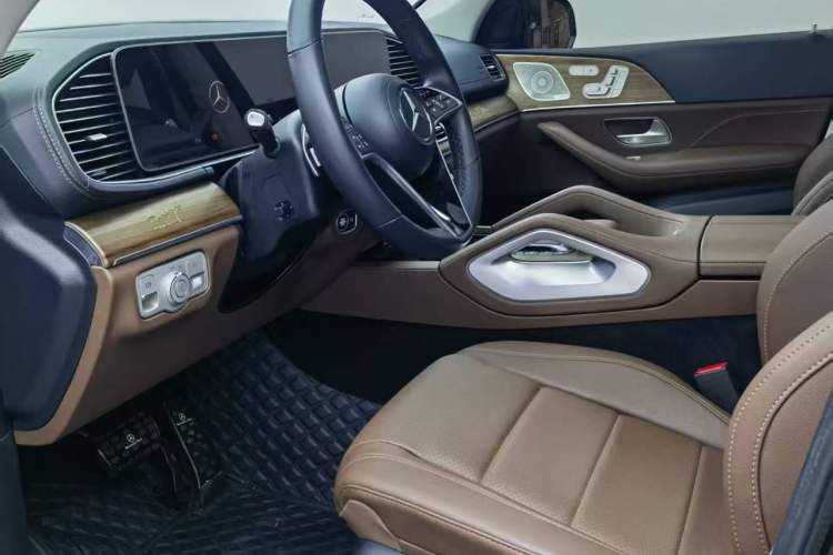 Used Mercedes-Benz GLE 2024 GLE 450 4MATIC Stylish Model
