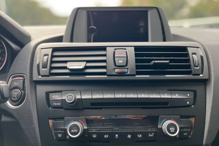 Used BMW 1 Series 2013 Facelifted 118i Leading Edition
