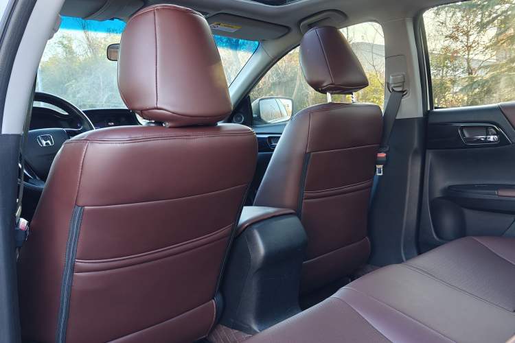 Used Honda Accord 2016 2.0L Comfort Edition
