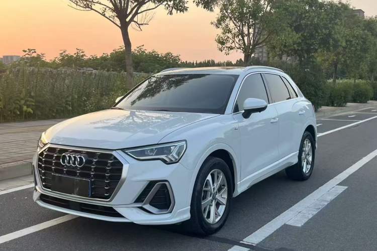 Used Audi Q3 2018 30th Anniversary Edition 30 TFSI Fashion Model
