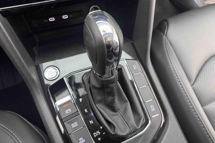 Used Volkswagen Tharu 2021 280TSI Two-Wheel-Drive Luxury Plus Edition
