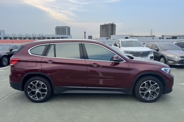 Used BMW X1 2020 sDrive25Li Leading Model
