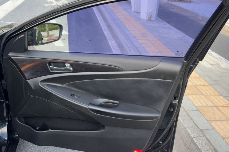 Used Hyundai Sonata 2013 2.0L Automatic Luxury Edition
