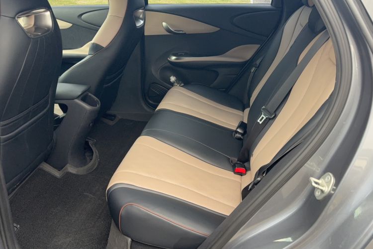 Used BYD Dolphin 2023 420 km Free Version
