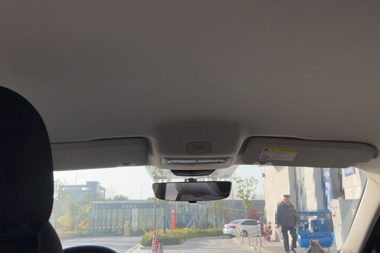 Used Roewe i5 2023 1.5L Manual Comfort Edition
