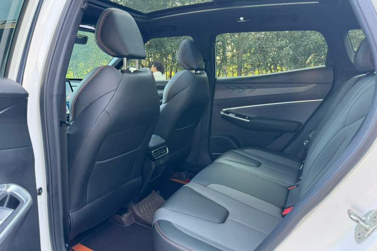 Used Geely Auto Emgrand X7 Sport 2023 Boyue COOL 1.5TD Smart Connect+
