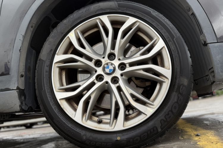 Used BMW X1 2018 sDrive20Li Leading Model
