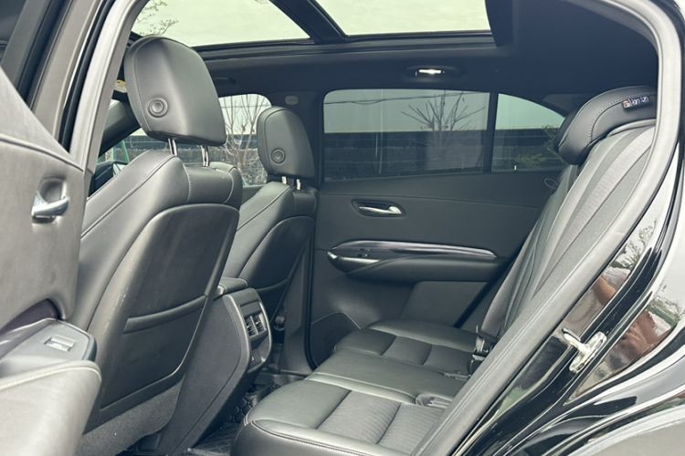 Used Cadillac XT4 2021 28T Two-Wheel Drive Tech Edition
