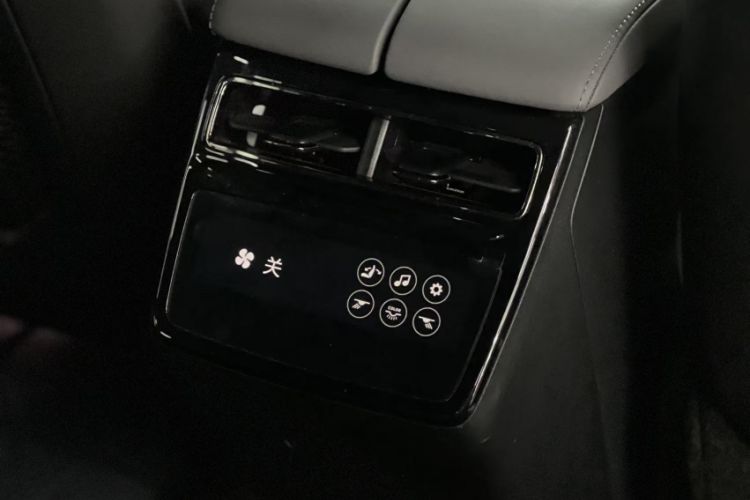 Used Zeekr 001 2023 WE Edition 86 kWh
