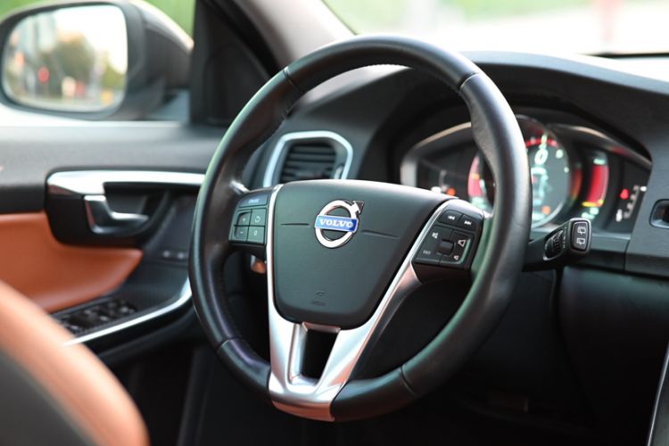 Used Volvo V60 2014 Restyled T5 Zhiya Edition