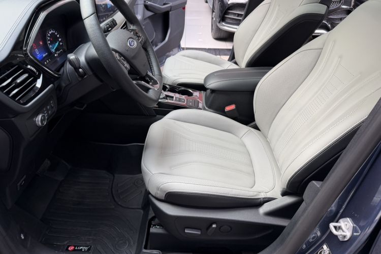 Used Ford Escape 2020 EcoBoost 245 4x4 Enjoyment Model