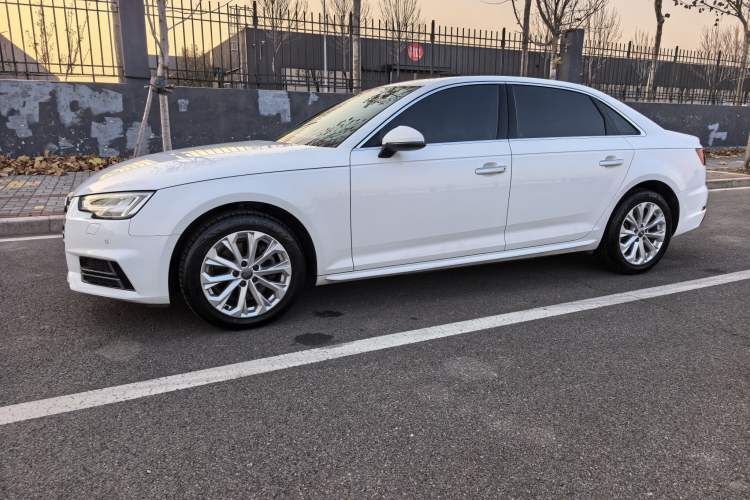 Used Audi A4L 2019 40 TFSI Ambition China VI