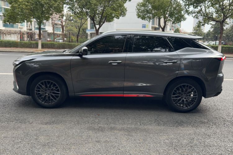 Used Oshan Z6 2023 Blue Whale 1.5T DCT Luxury Model
