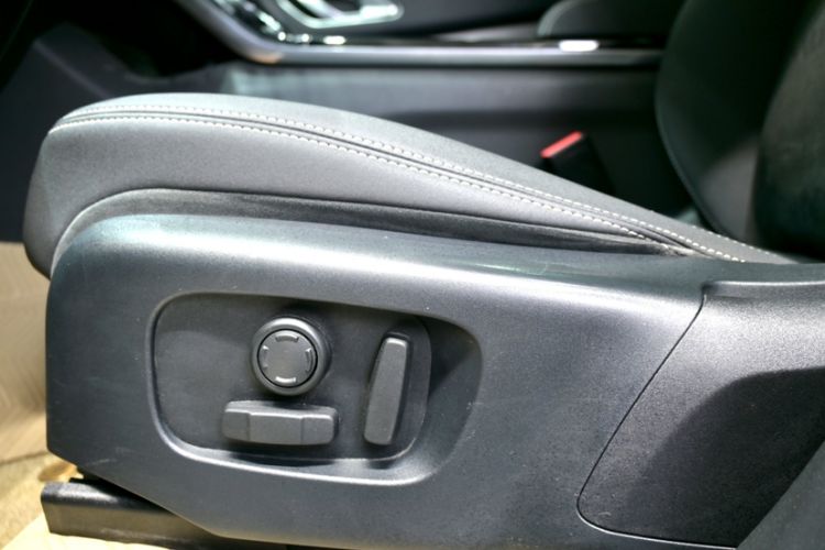 Used Land Rover Range Rover Velar 2020 P250
