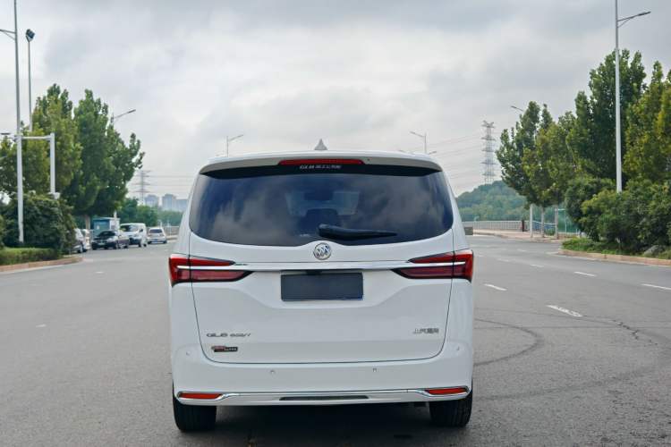 Used Buick GL8 2021 Land Cruiser Executive Class 652T Smart Luxury Model
