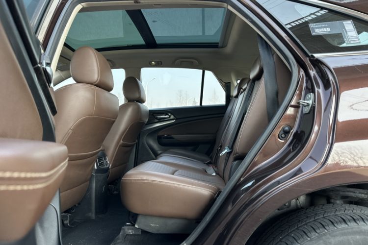 Used BYD S7 2016 2.0T Automatic Prestige Edition
