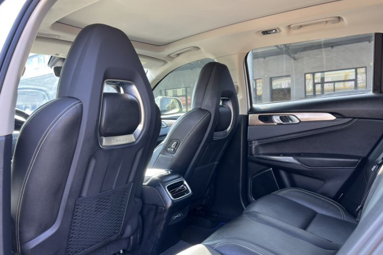 Used Lynk & Co 01 2019 2.0T Two-Wheel-Drive Pro Version China VI Standard
