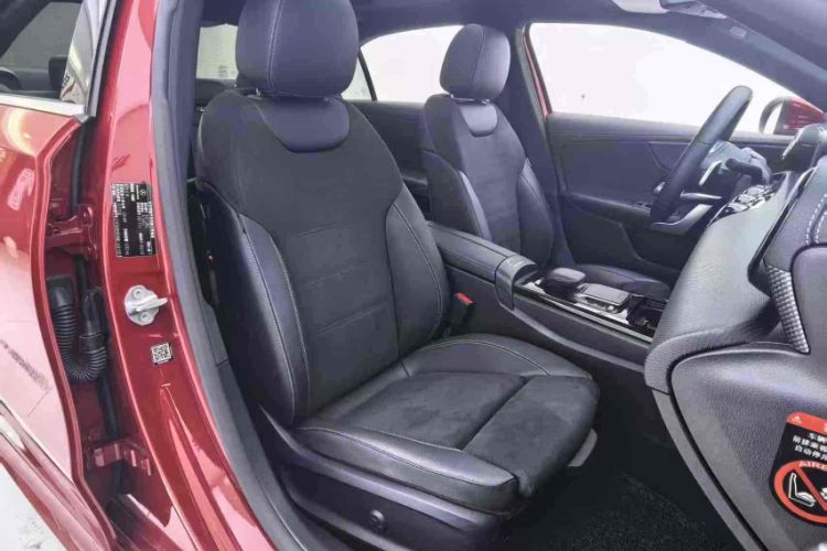 Used Mercedes-Benz A-Class 2020 Restyled A 200 L Sport Sedan Fashion Version
