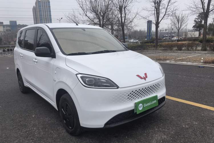 Used Wuling Hongguang New Energy 2025 Extended-Range Hybrid 50KM Comfort Version