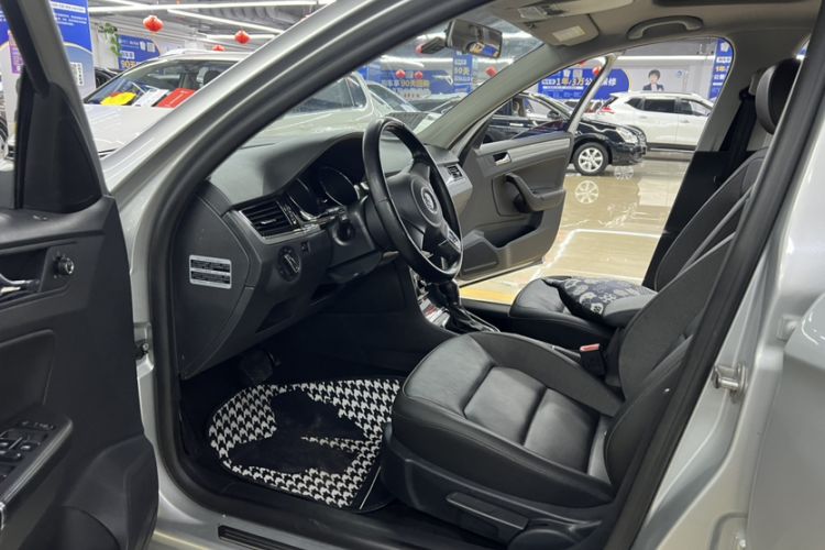 Used Volkswagen Bora 2014 1.6L Automatic Comfort Model
