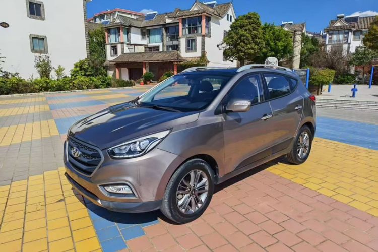 Used Hyundai ix35 2013 2.0L Automatic Two-Wheel Drive Smart GLS China IV Standard