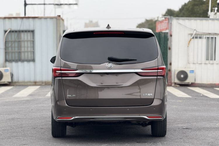 Used Buick GL8 2023 Facelifted Land Cruiser Executive Luxury Version
