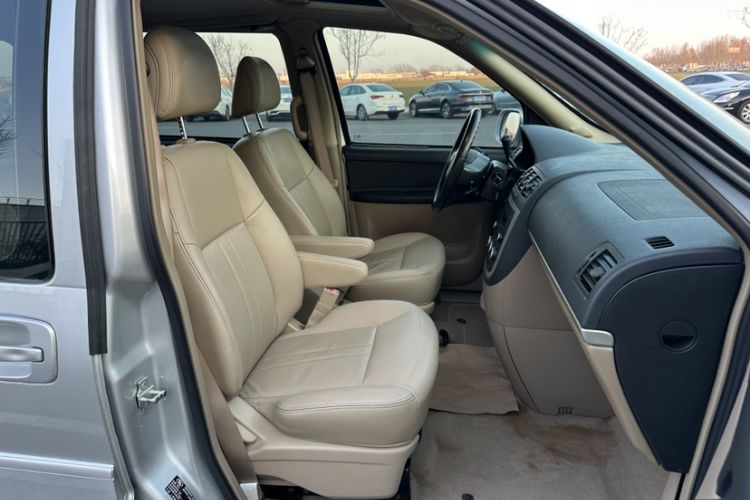 Used Buick GL8 2014 2.4L Executive Edition
