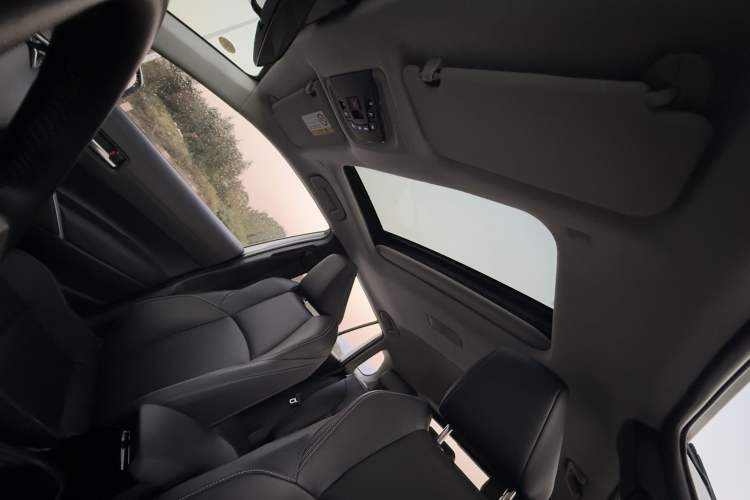 Used Toyota FRONTLANDER 2022 2.0L CVT Luxury PLUS Edition
