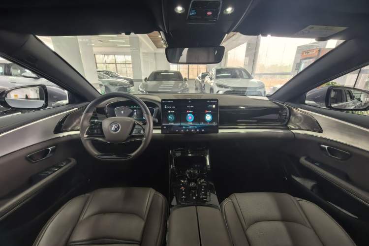 Used BYD Han 2020 DM Four-Wheel Drive Performance Edition Luxury Model
