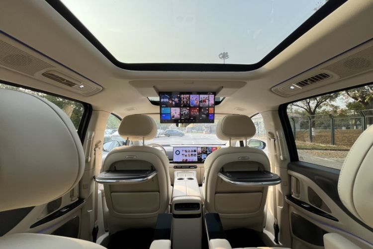 Used VOYAH Dream 2025 PHEV Four-Wheel Drive Prestige Kunpeng Edition