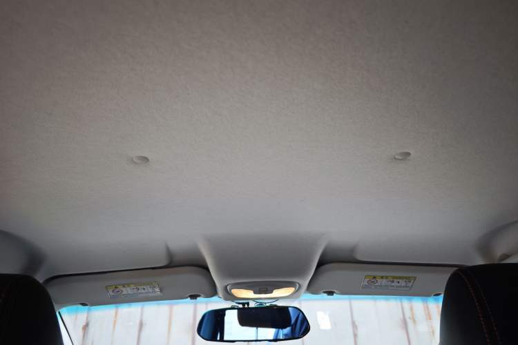 Used Cowin C3R 2015 1.5L Manual Gold Diamond Edition