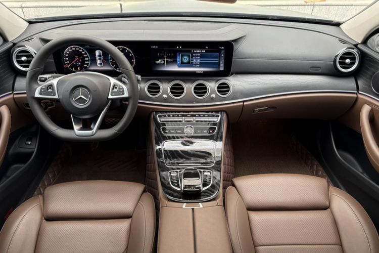 Used Mercedes-Benz E-Class 2018 Facelift E 200 L Sport 4MATIC