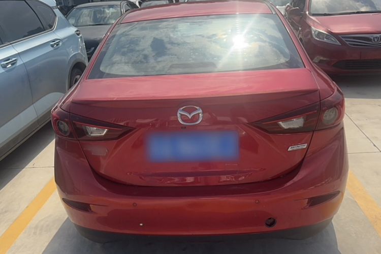 Used Mazda Mazda 3 Axela 2016 Sedan 2.0L Automatic Flagship Model
