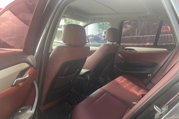 Used BMW X1 2014 sDrive18i Fashion Model
