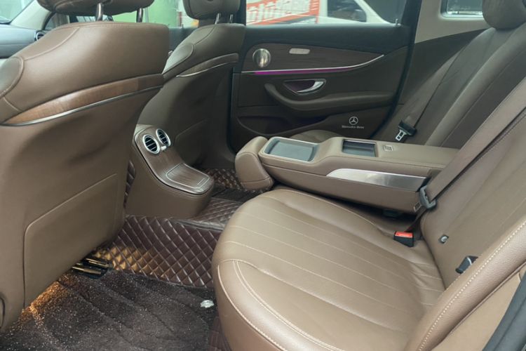 Used Mercedes-Benz E-Class 2023 Updated E 300 L Fashion Edition
