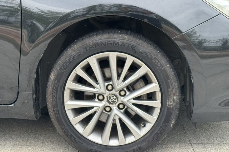 Used Toyota Camry 2016 2.5G 10th Anniversary Deluxe Navigation Edition
