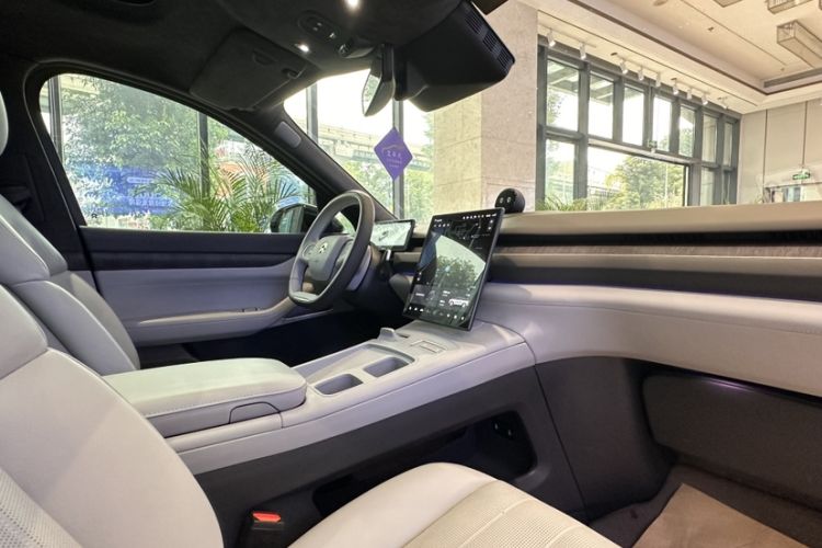 Used Nio ES8 2023 75 kWh