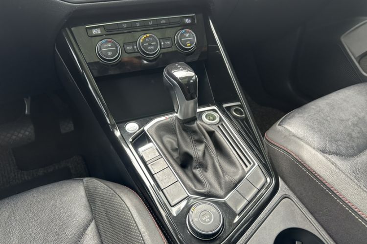 Used Volkswagen Tayron 2019 330TSI Four-Wheel Drive Luxury Version China V Standard
