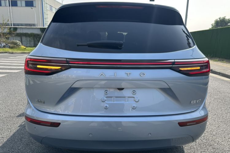 Used Hima AITO M7 2024 1.5T Rear-Drive Plus Version 5 Seats
